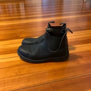 Blundstone 500 Chelsea boots